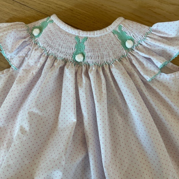 Southern Smocked Co Smocked Cottontail Bunnies Bishop Light Pink Tiny Dot 24M/2T - Picture 1 of 12